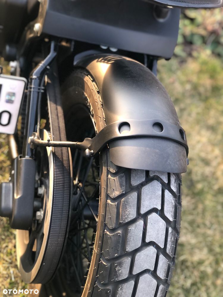 Harley-Davidson Softail - 13