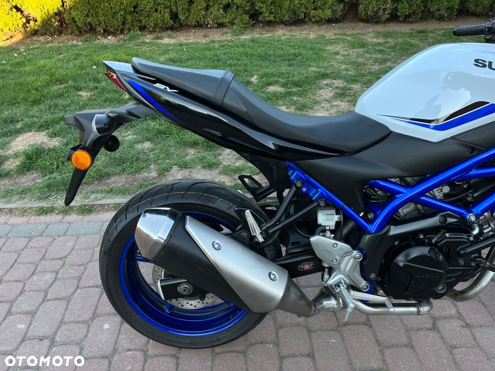 Suzuki SV - 14
