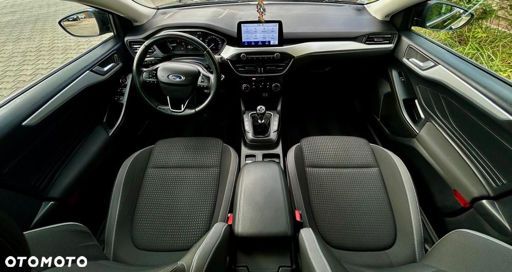 Ford Focus 1.5 EcoBlue Start-Stopp-System COOL&CONNECT - 5