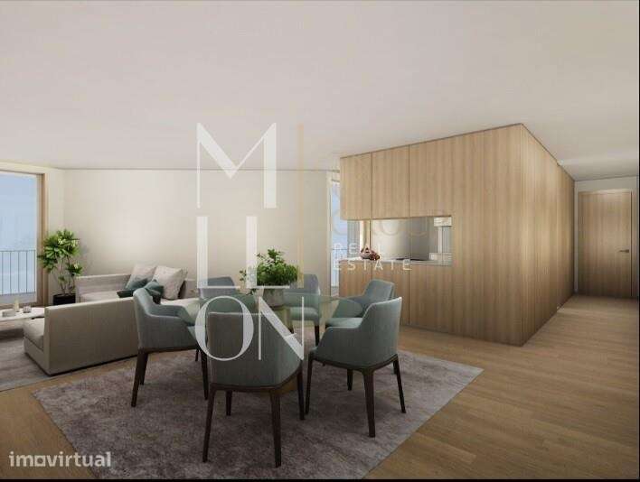 Apartamento T2 na Constituição com lugar de garagem e varandas - Grande imagem: 3/9