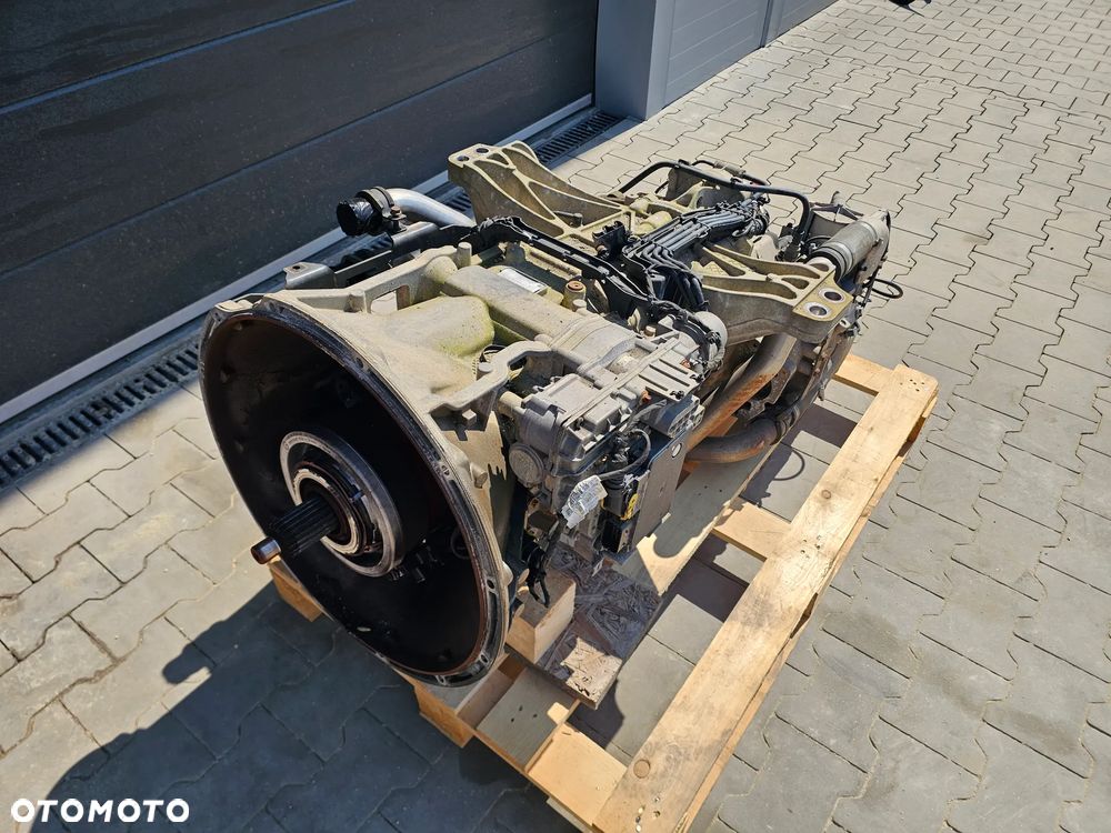 KOMPLETNA SKRZYNIA BIEGÓW MERCEDES ACTROS MP4 G211-12 RETARDER - 2