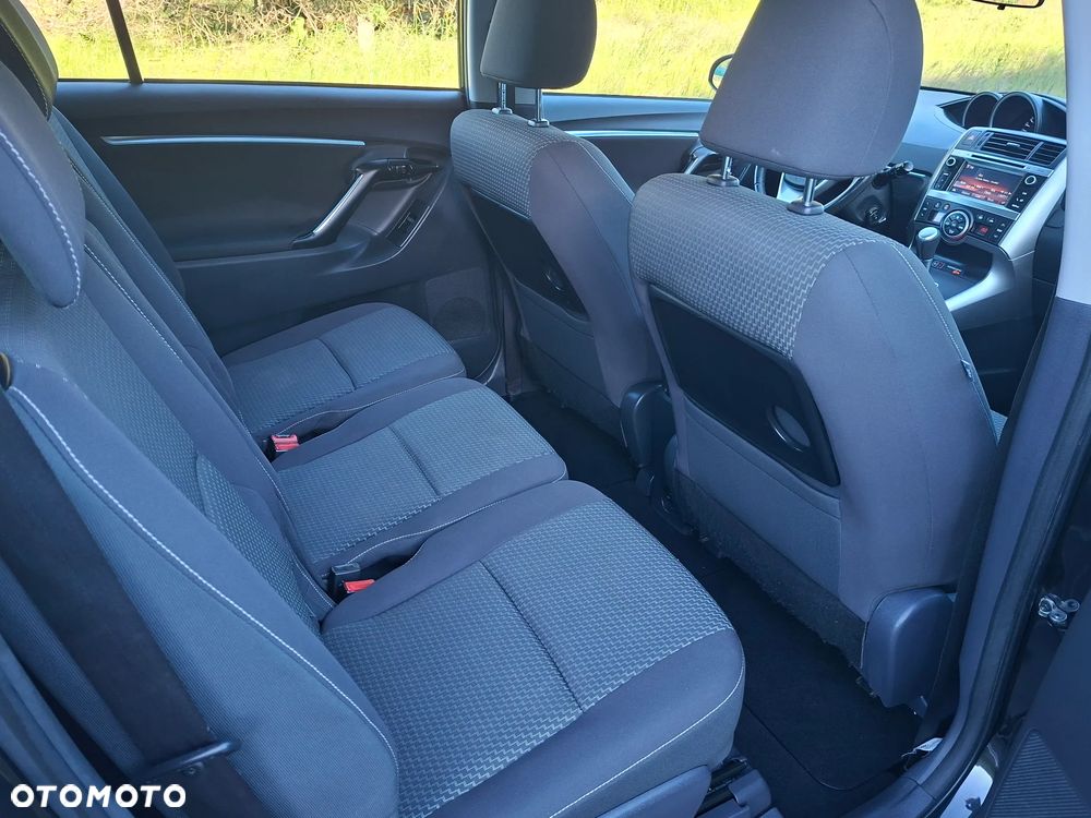 Toyota Verso 1.8 Multidrive Edition - 23