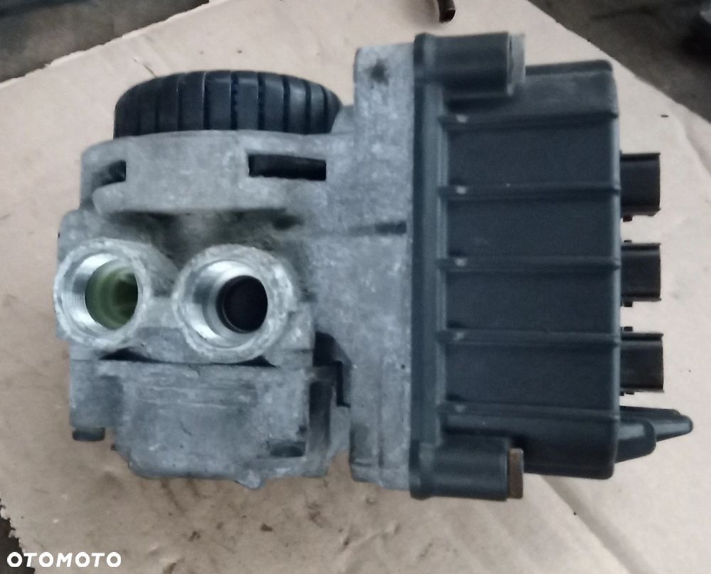 Modulator zawór EBS DAF XF lift 2021 4801066070 - 4