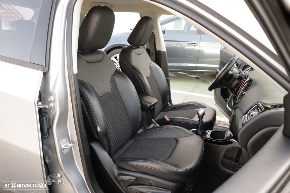 Jeep Compass 1.6 M-Jet Limited - 23