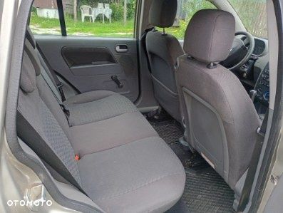 Ford Fusion - 6