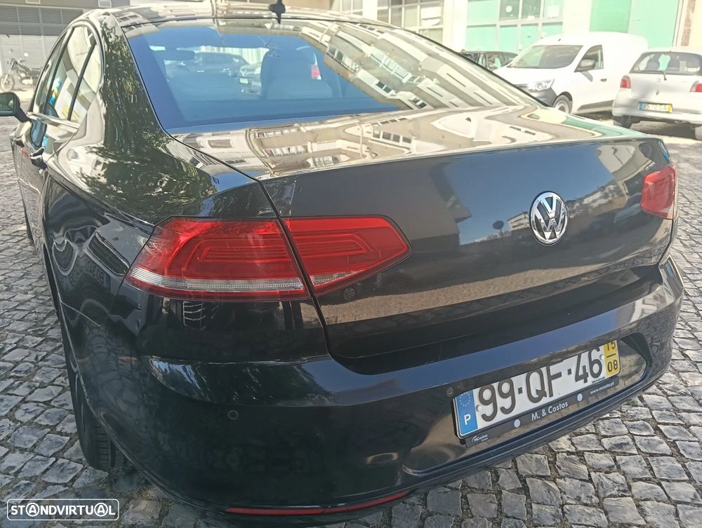 VW Passat 2.0 TDI Highline DSG - 14