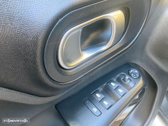 Citroën C5 Aircross 1.5 BlueHDi Shine J19 EAT8 - 24