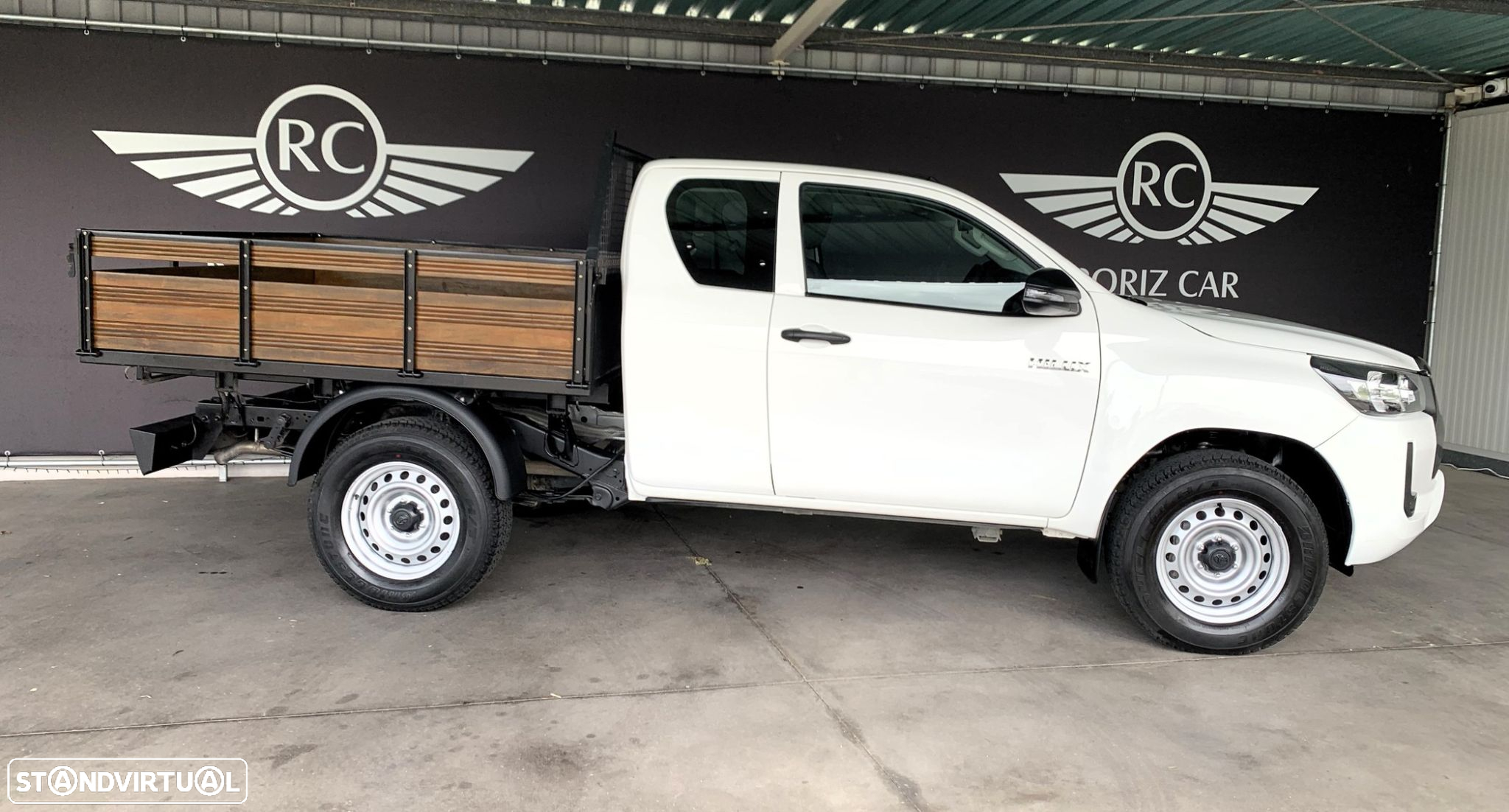 Toyota Hilux 2.4 D-4D 2WD CD Tracker - 3