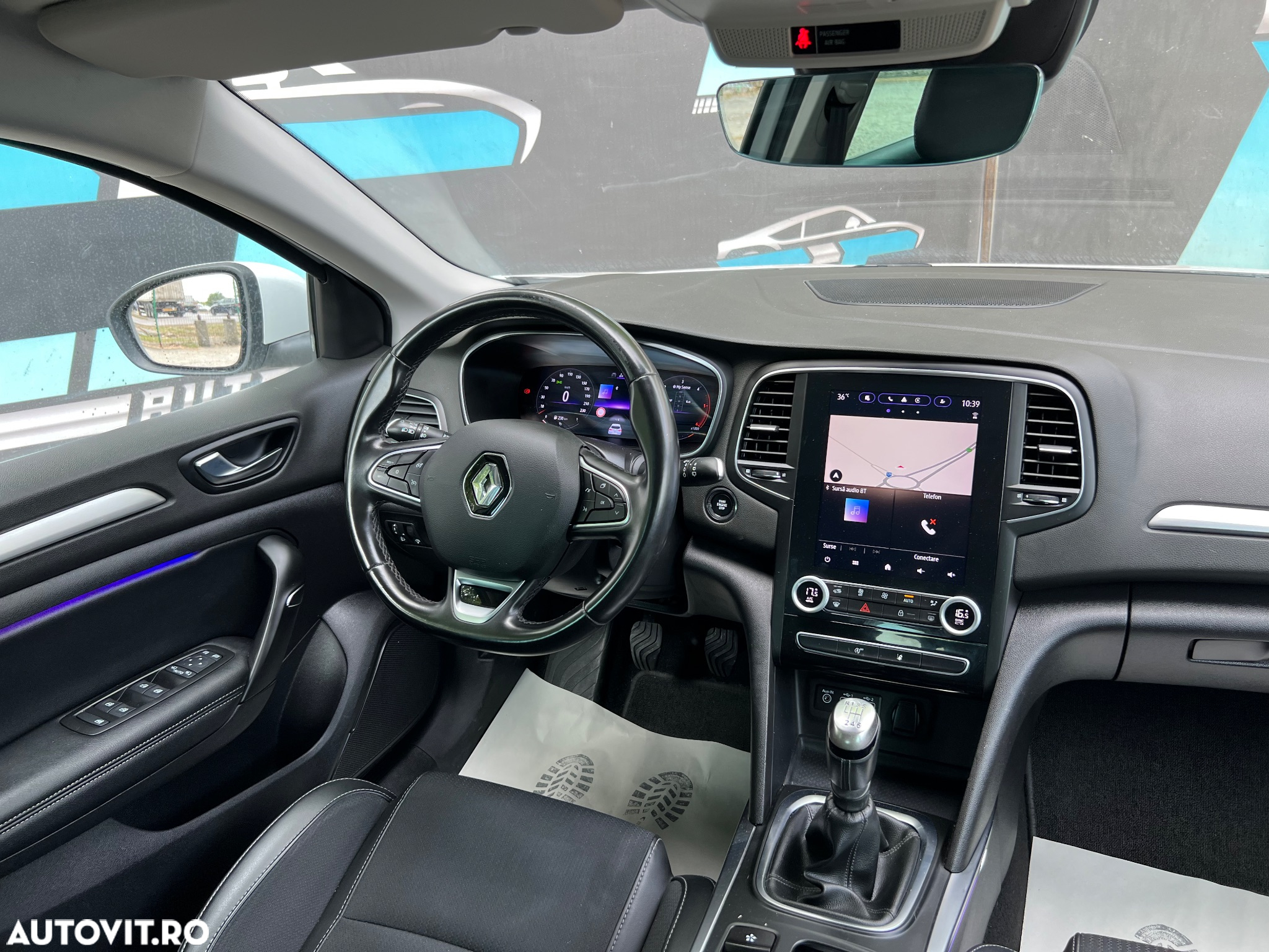 Renault Megane BLUE dCi 115 INTENS - 9
