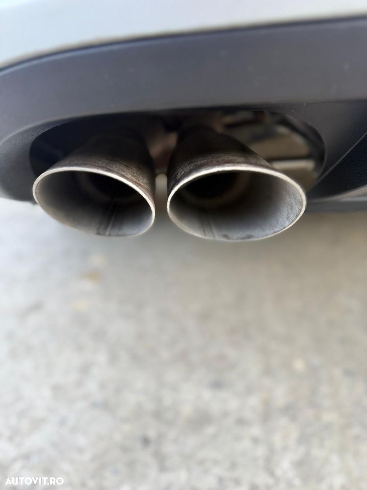 Volkswagen Passat Variant 2.0 Blue TDI DSG SCR Comfortline - 6