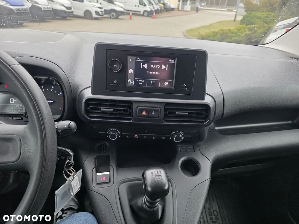 Toyota Proace City Van L2H1 3 osobowy Jak Doblo Partner Combo - 13