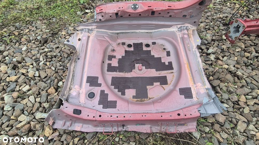 MAZDA 3 2018 2025 Lewy bok próg słupek błotnik ćwiartka poszycie podłoga lewa prawa ćwiartka 46V SOUL RED - 2