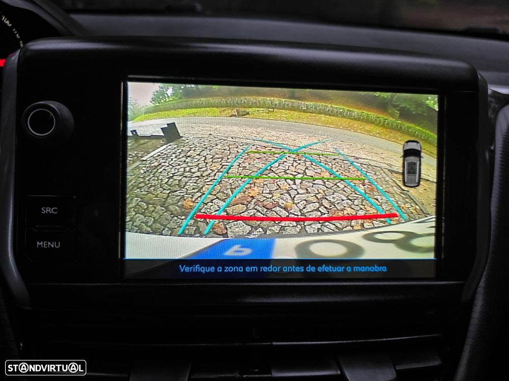 Peugeot 2008 1.2 PureTech Signature - 13