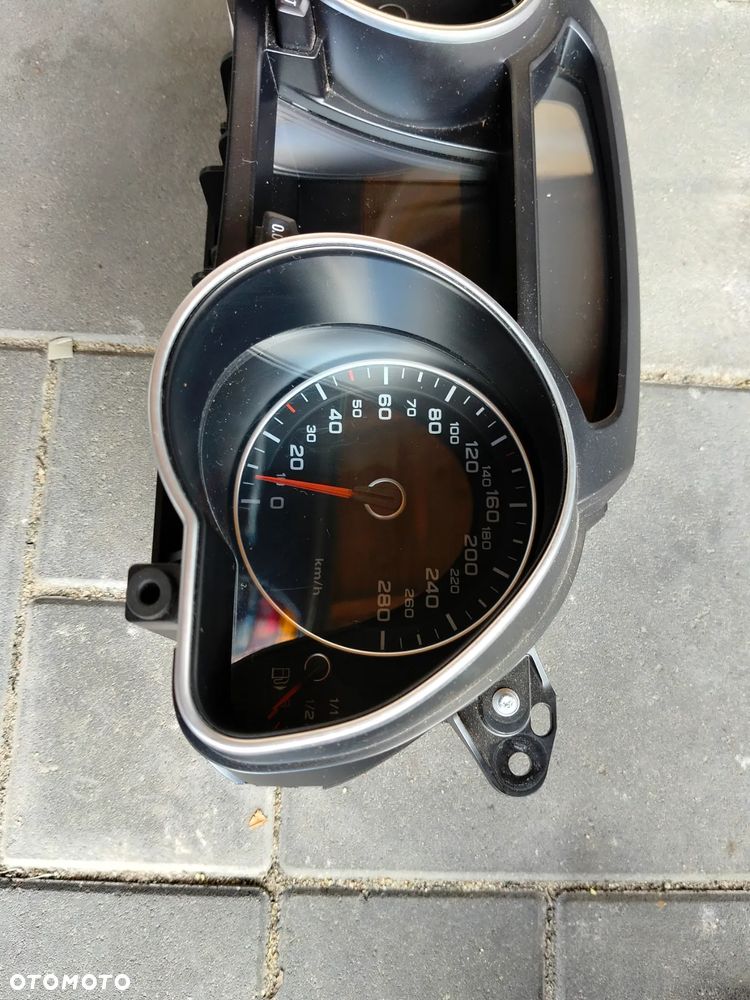 Licznik, zegar Audi A5 lift 3,0 tdi - 2