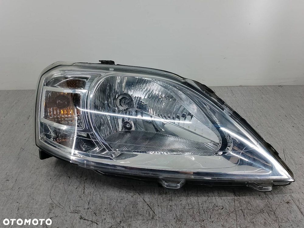 LAMPA PRZÓD PRAWA DACIA LOGAN 8200744754 - 1
