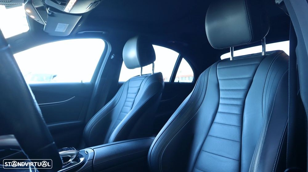 Mercedes-Benz E 300 de AMG Line - 28