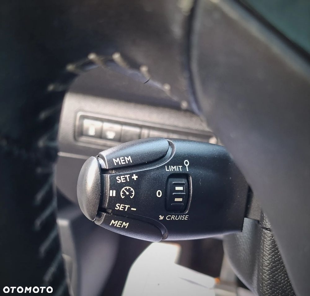 Peugeot 308 BlueHDi FAP 150 Stop & Start Allure - 28