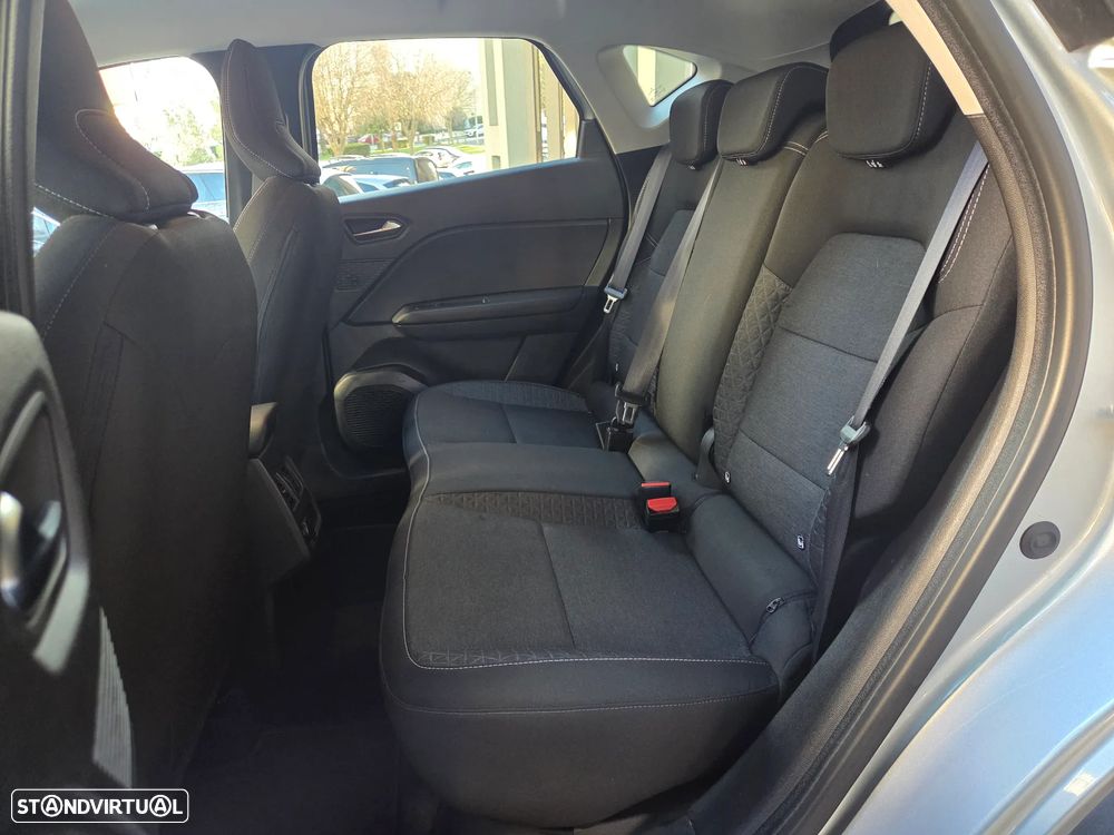 Renault Captur 1.6 E-Tech Full Hybrid Evolution - 15