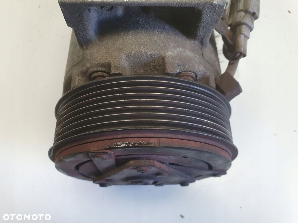 SPRĘŻARKA KLIMATYZACJI Renault Clio IV 0.9 TCe _ pompa 926000217R - 7