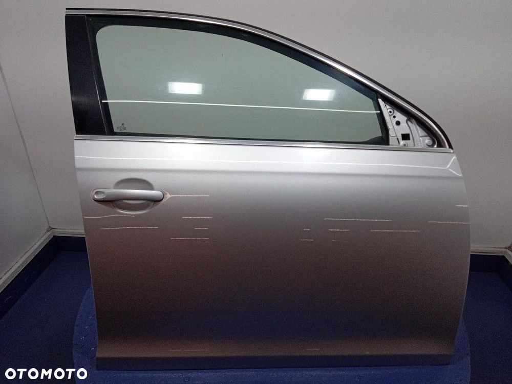 VW GOLF 6 VI KOMBI VARIANT DRZWI PRZÓD PRAWE PRZEDNIE LA7W - 1