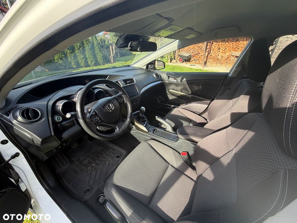 Honda Civic 1.8 Elegance (Honda Connect+) - 3