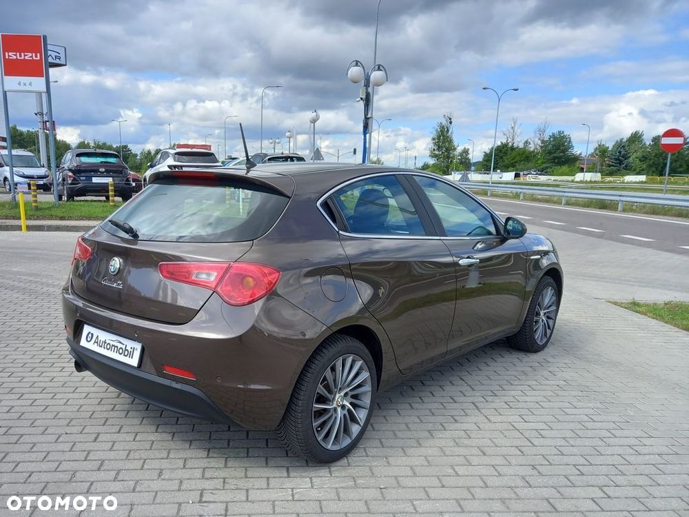 Alfa Romeo Giulietta 1.4 TB MultiAir Exclusive - 9