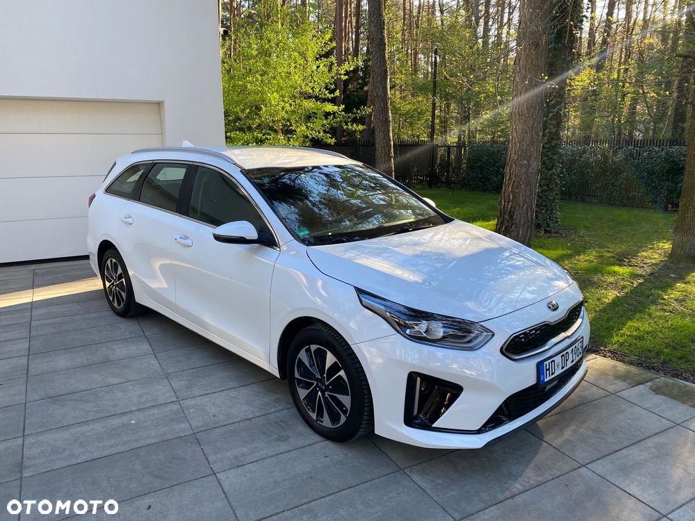 Kia Ceed - 1