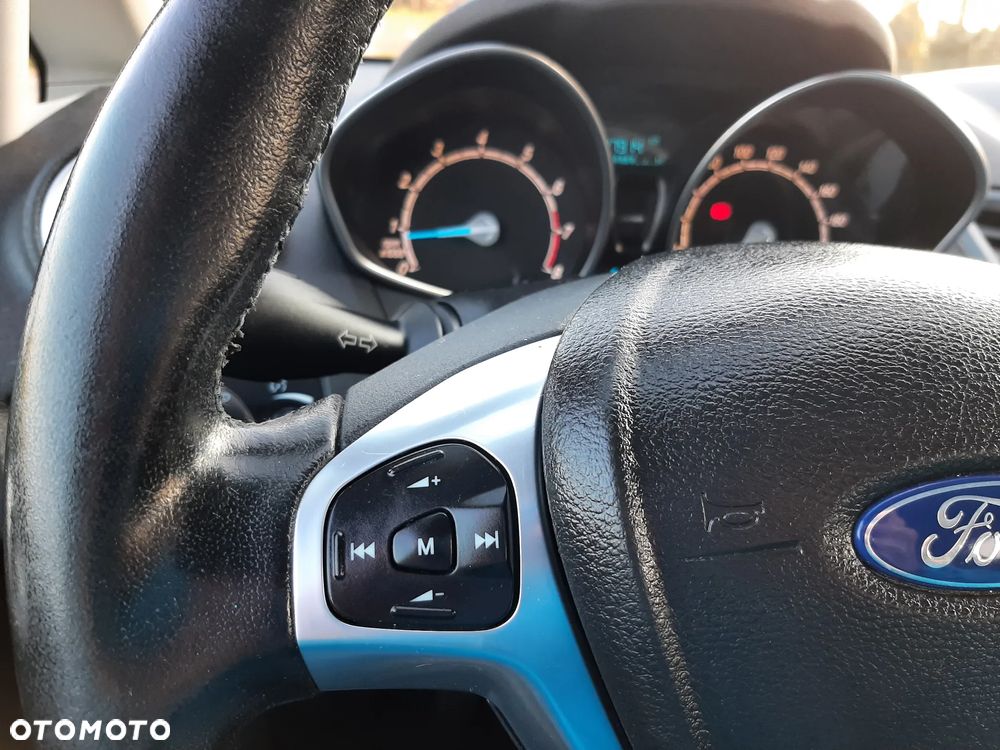 Ford Fiesta - 18