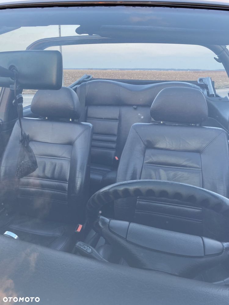 Volkswagen Golf - 26