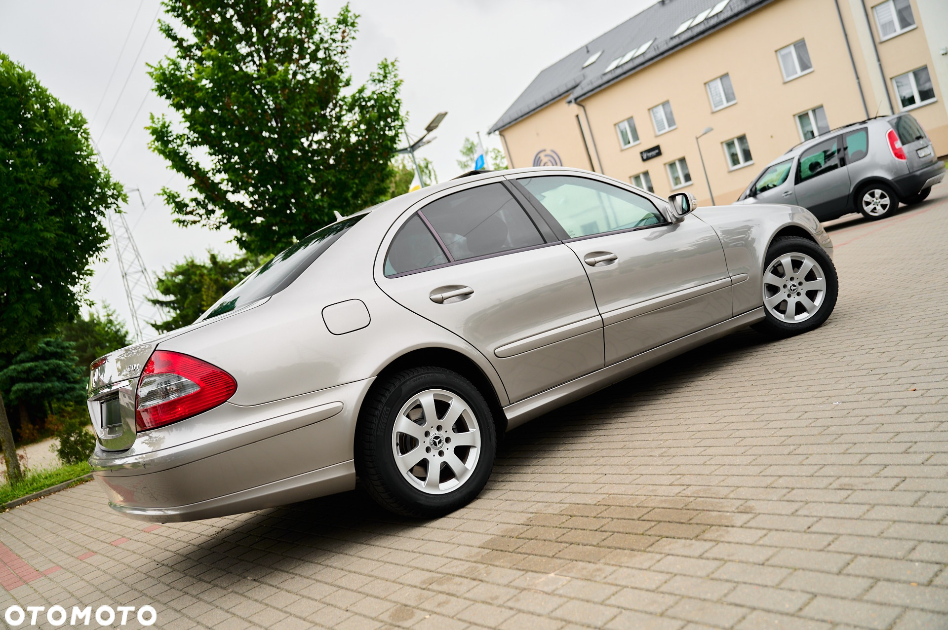 Mercedes-Benz Klasa E - 4
