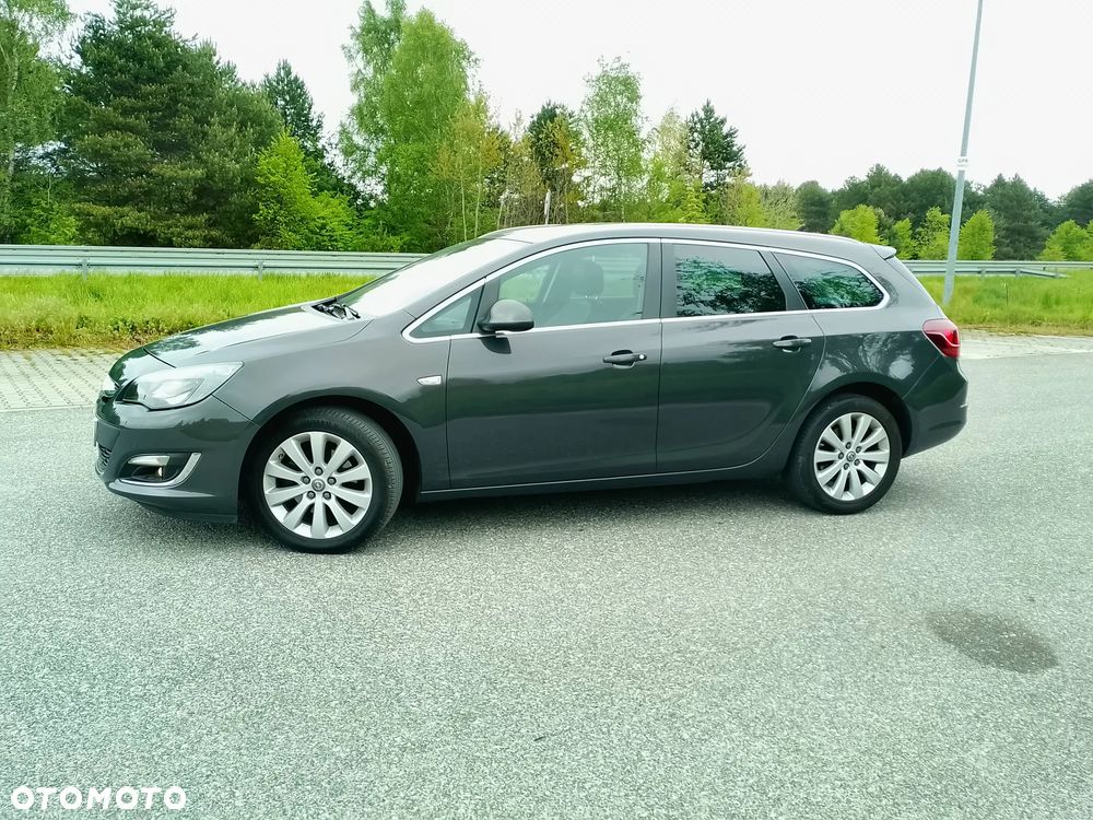 Opel Astra 1.6 CDTI DPF ecoFLEX TourerStart/Stop Exklusiv - 29