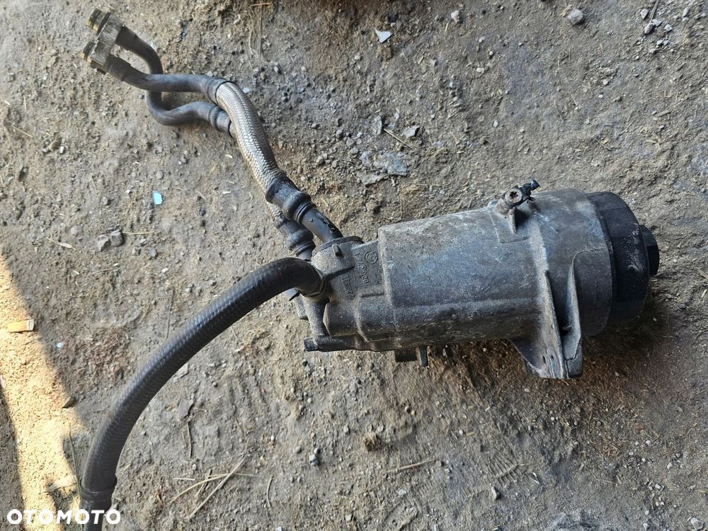 PODSTAWA OBUDOWA FILTRA OLEJU BMW 8 E31 4.4 V8 M62B44 - 1