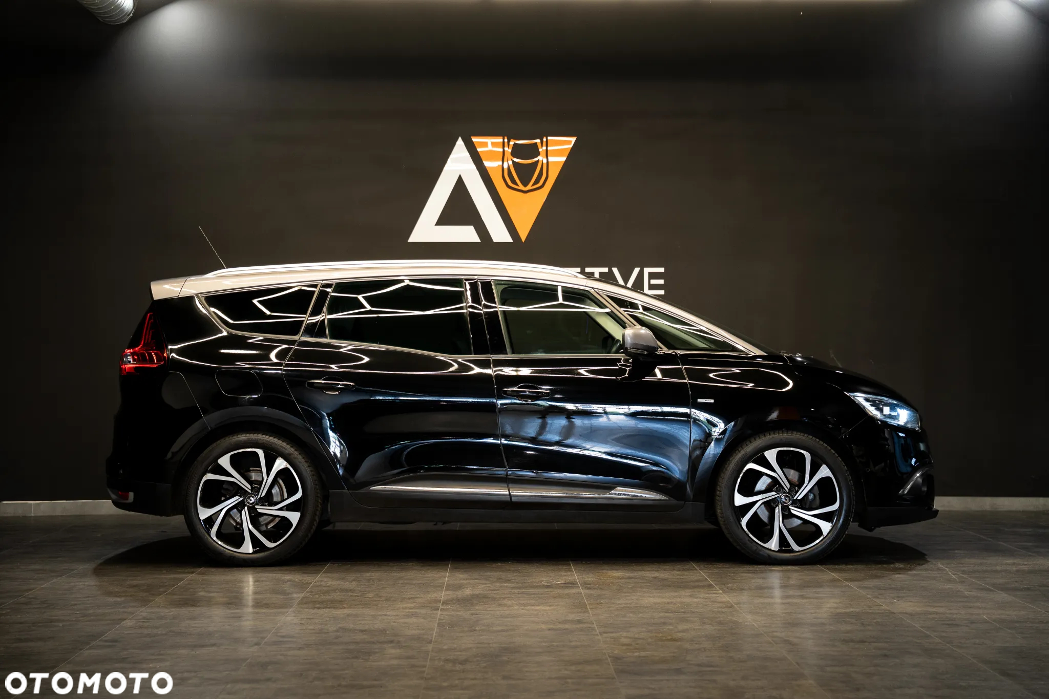 Renault Grand Scenic TCe 140 GPF BOSE EDITION - 3