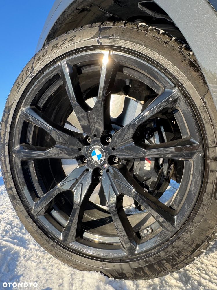 BMW X7 - 30