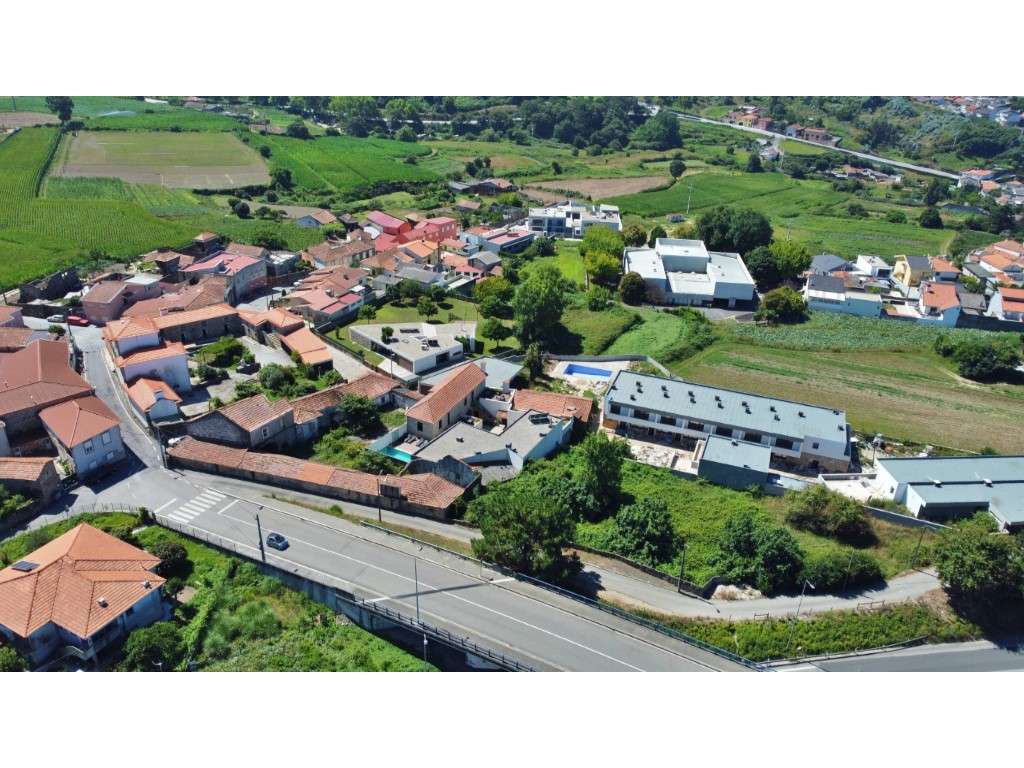 Propriedade para reconstrução em Guifões - Grande imagem: 3/7