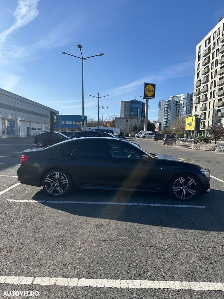 BMW Seria 7 - 8