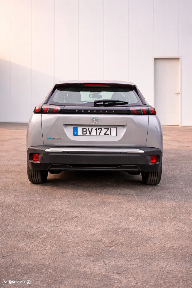 Peugeot e-2008 - 5