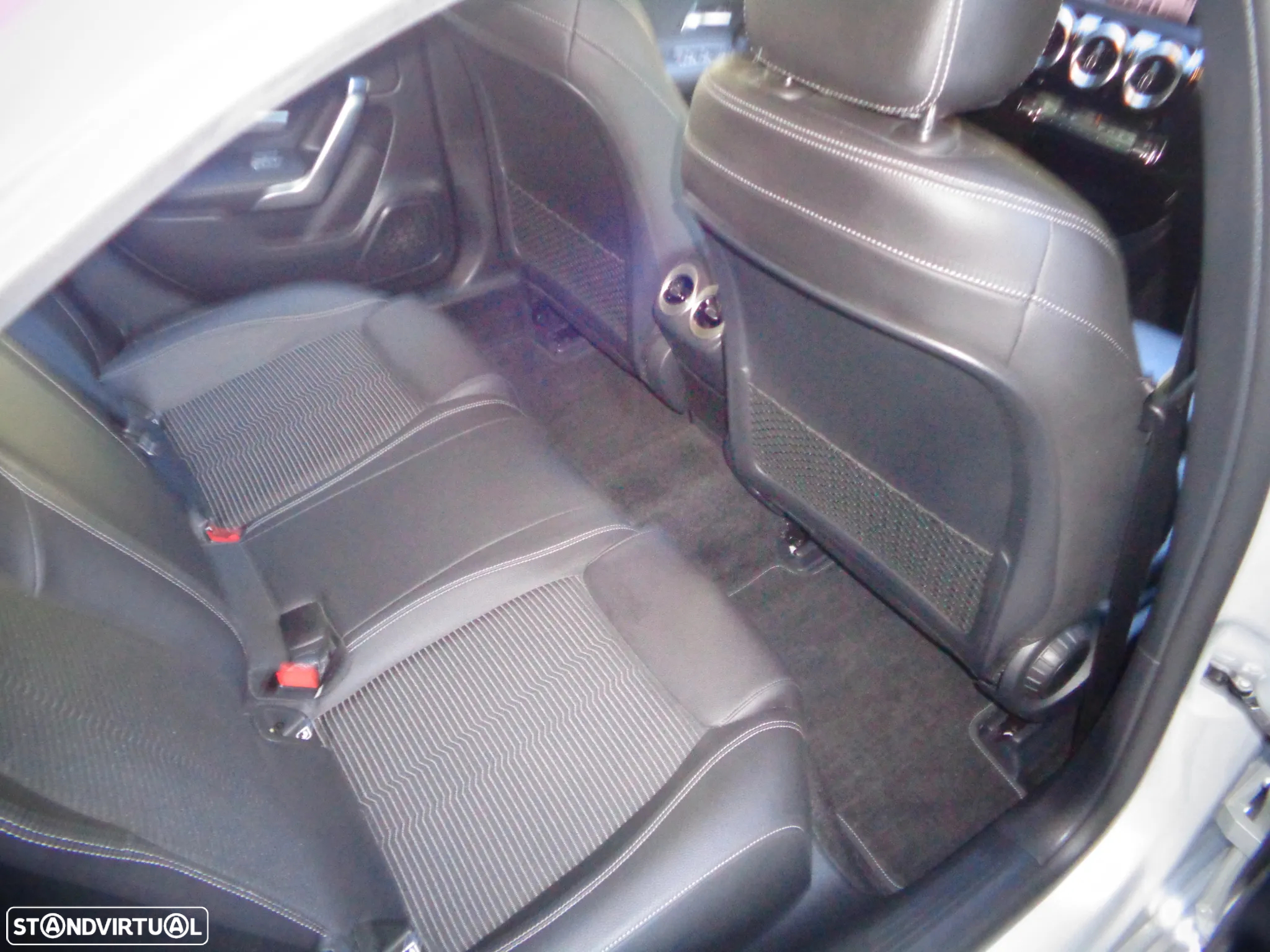 Mercedes-Benz A 180 Limousine d Style Plus Aut. - 24