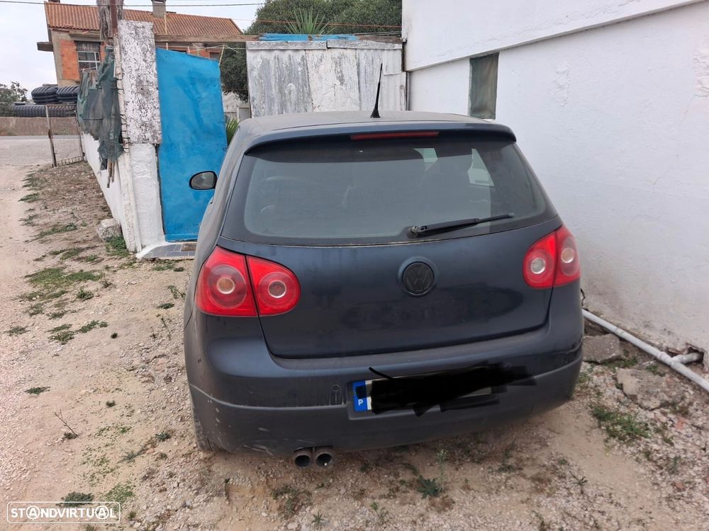 VW Golf 2.0 GTi Pirelli - 3