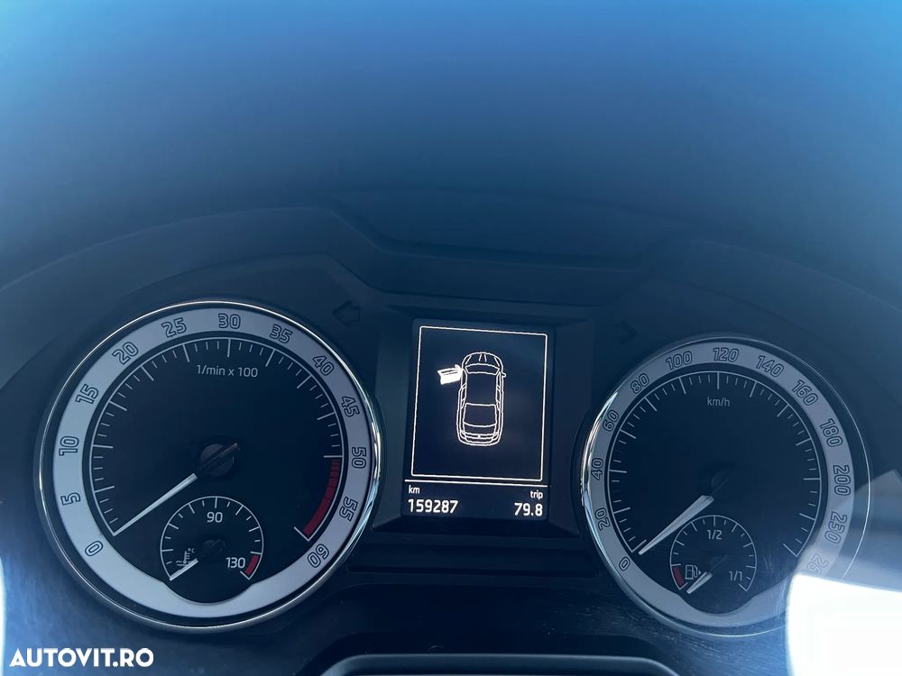 Skoda Octavia - 8