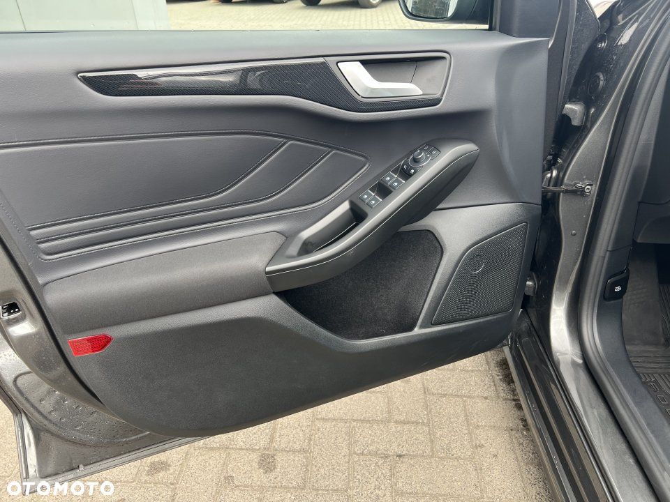 Ford Focus - 13