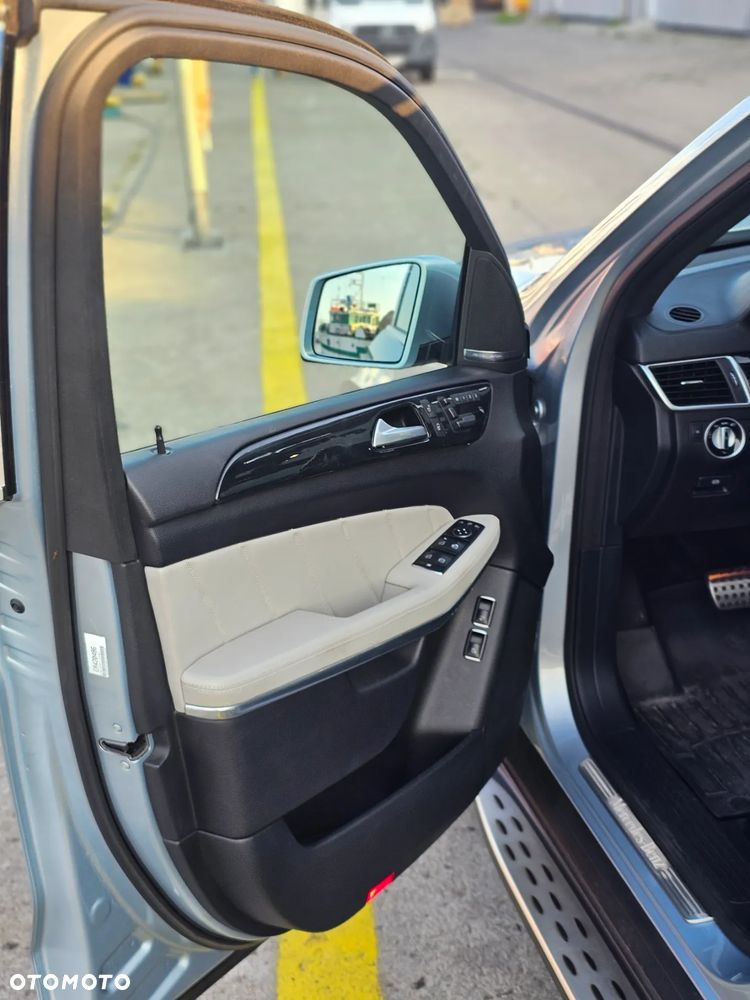 Mercedes-Benz GL 500 4Matic (BlueEFFICIENCY) 7G-TRONIC - 9