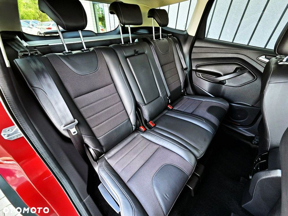 Ford Kuga 1.5 EcoBoost 2x4 Cool & Connect - 26