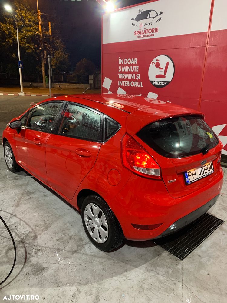 Ford Fiesta 1.4 TDCI Ambiente - 18