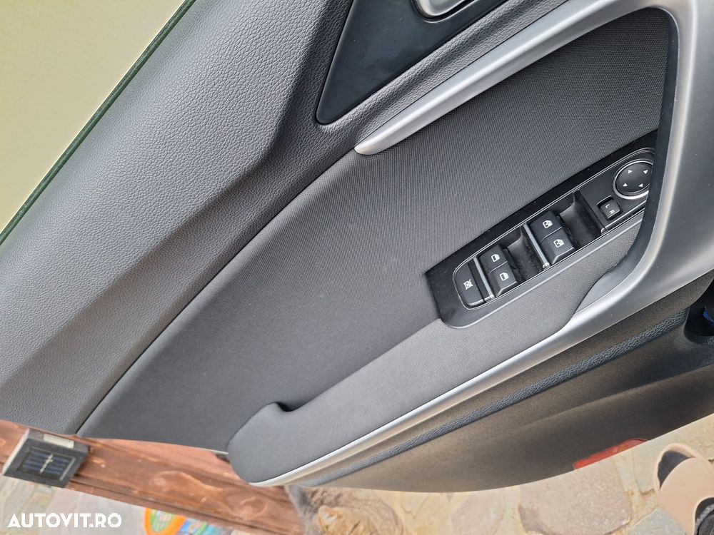 Kia XCeed 1.0 T-GDI 6MT City - 6