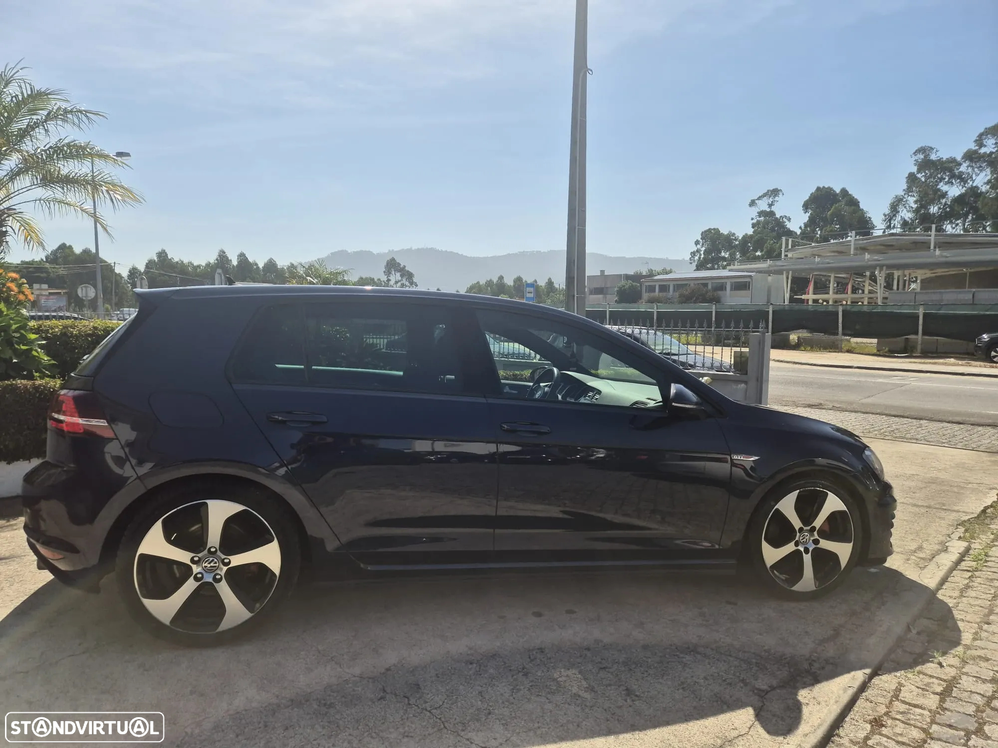VW Golf 2.0 TSi GTi DSG - 3