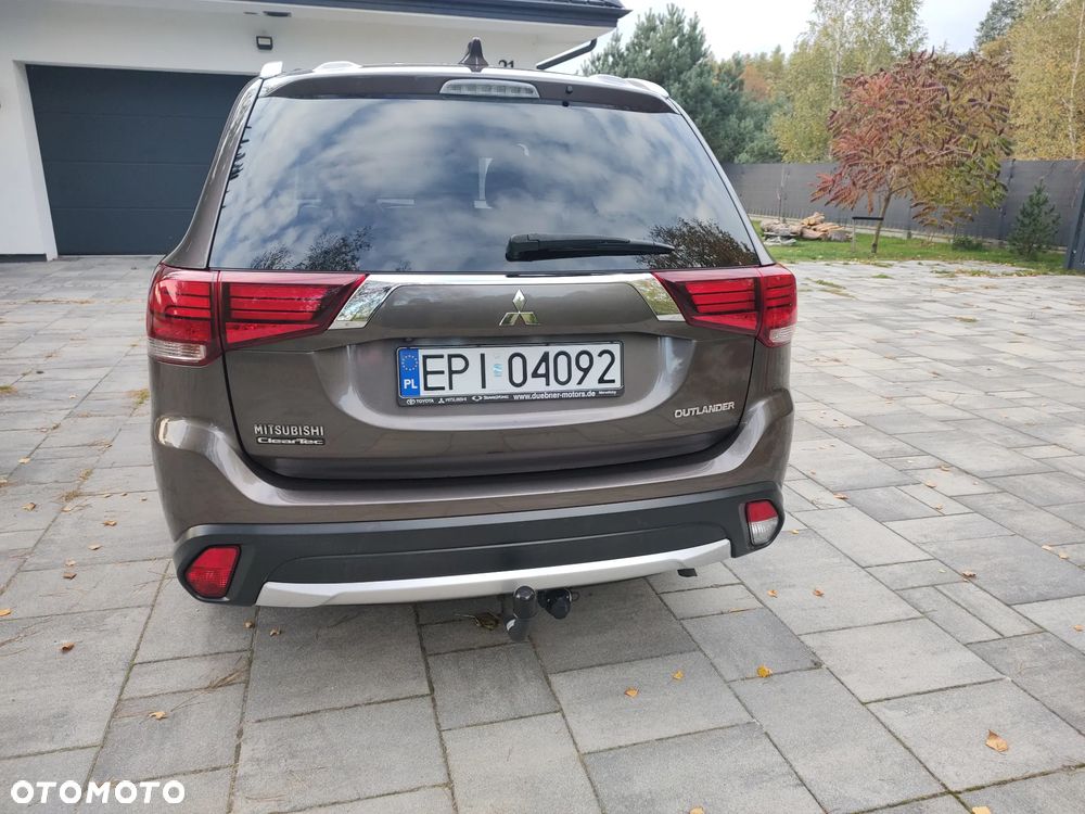 Mitsubishi Outlander - 5