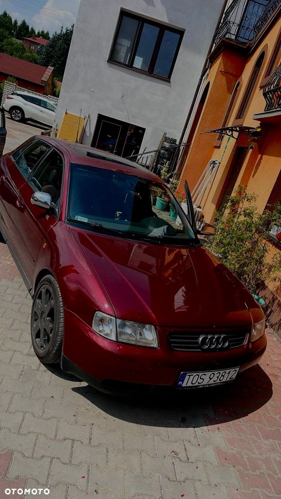 Audi A3 Sportback - 1
