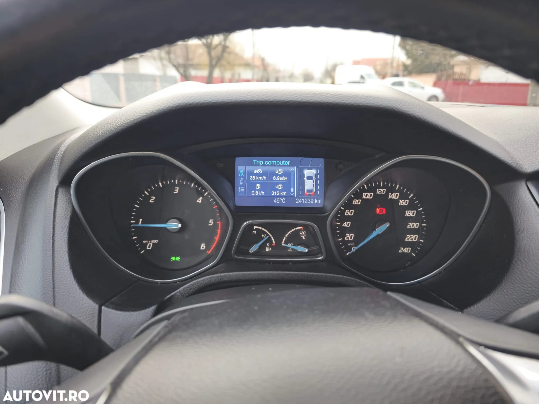 Ford Focus 1.6 TDCI DPF Titanium - 16
