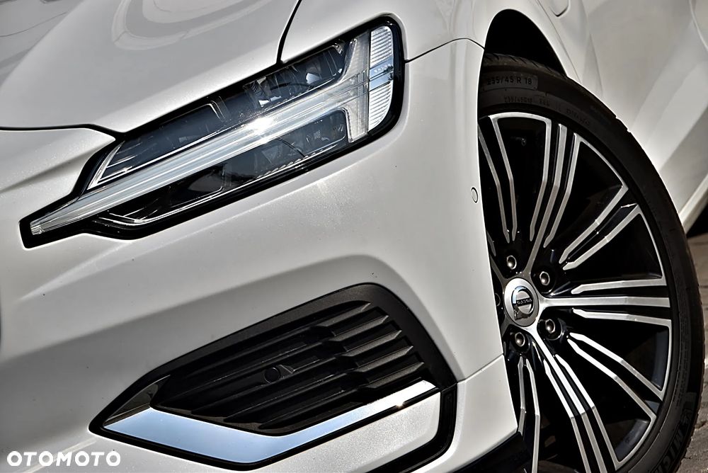 Volvo V60 T6 AWD Recharge Geartronic Inscription Expression - 7